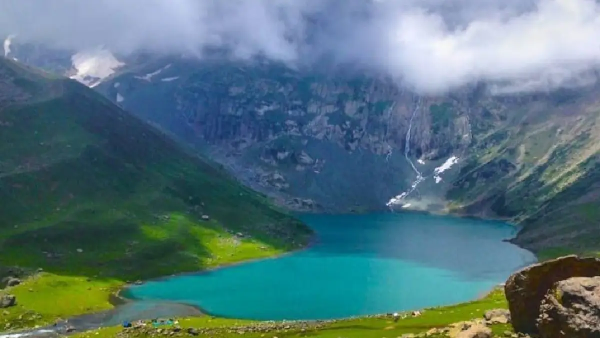 Nandi Kund Lake